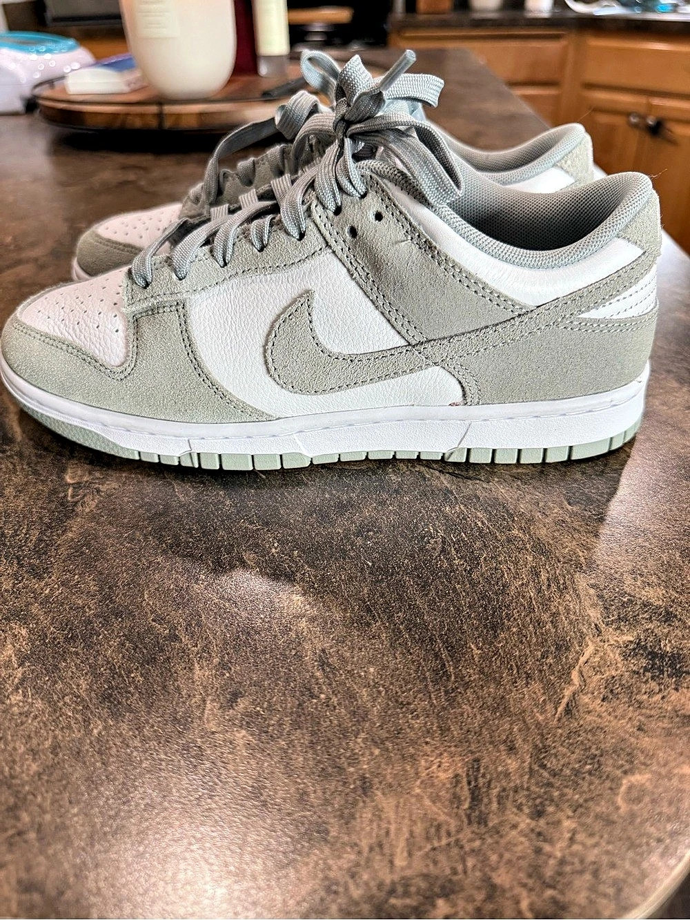 Nike Dunk Low Premium "Vast Grey" Gray & White Sneakers